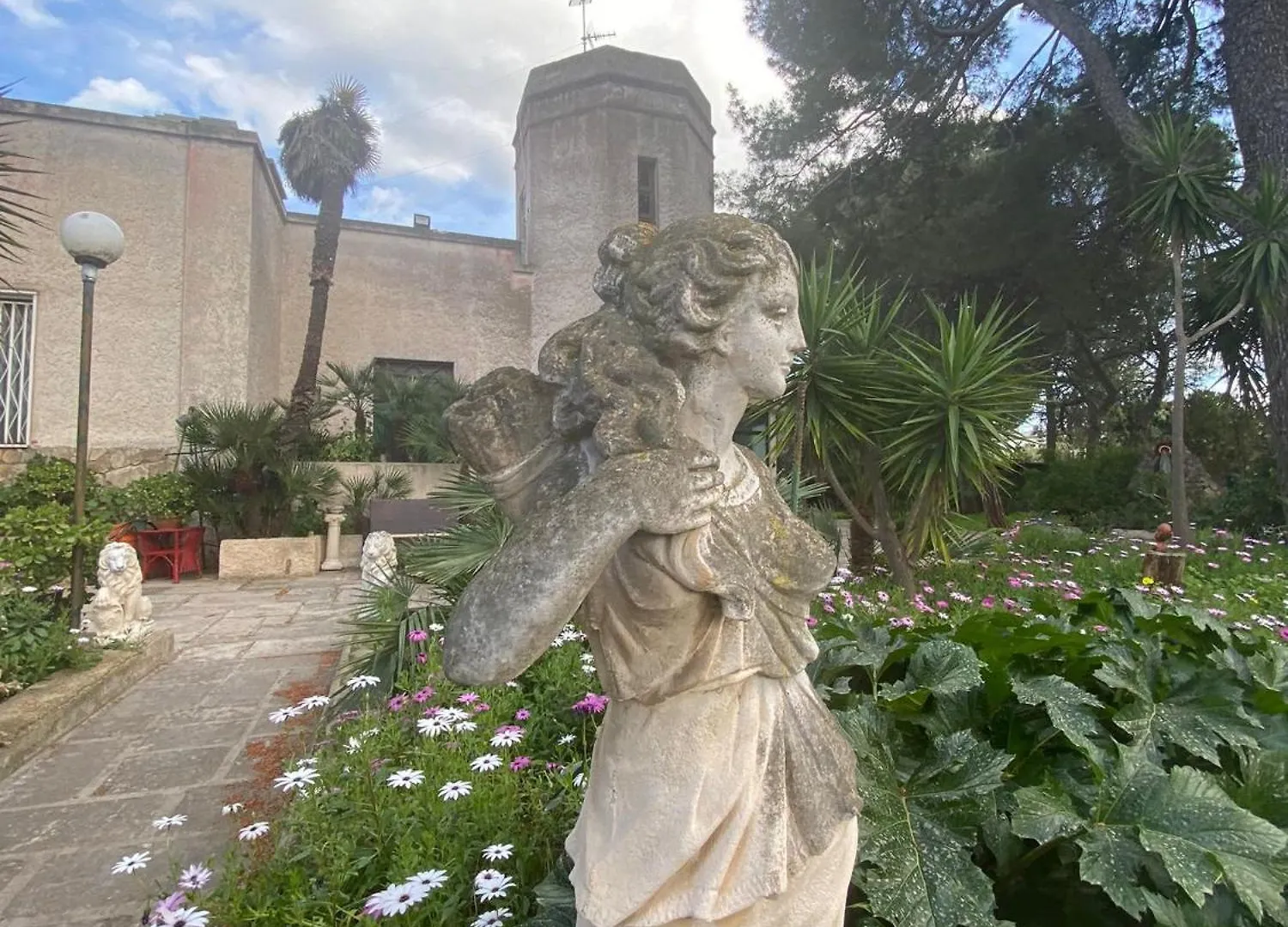 Torre Del Sole contacts